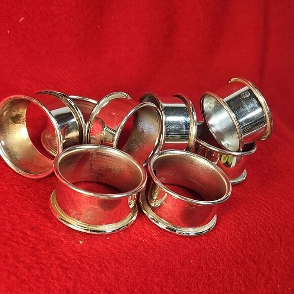 Vintage Set of 8 silver plated napkin rings Hong Kong 1.75"W x 1"H  (#EV1727) - Picture 7 of 8